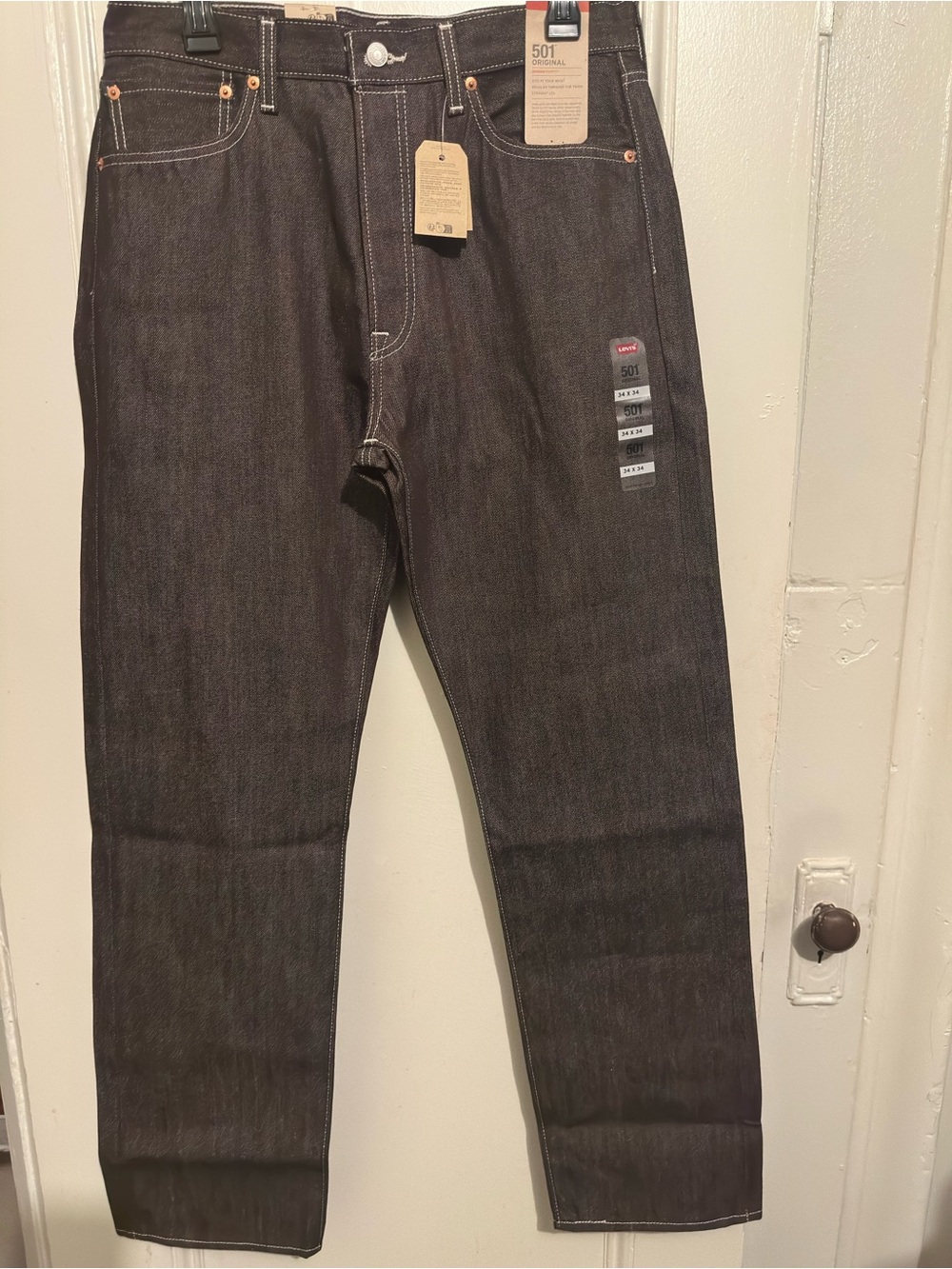 NWT Levi's 501 Men’s Straight Leg Jeans in Brown. Size 34 x 34.